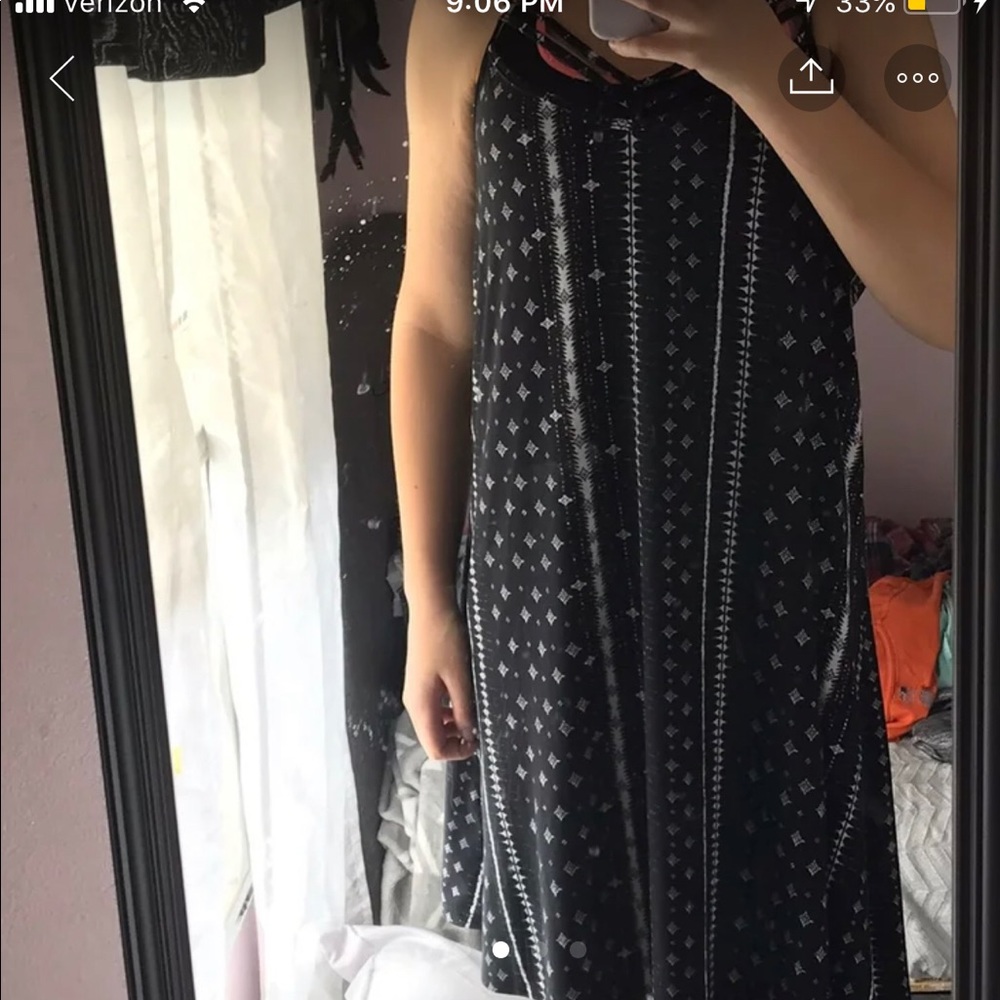 Shift dress with a caged neck